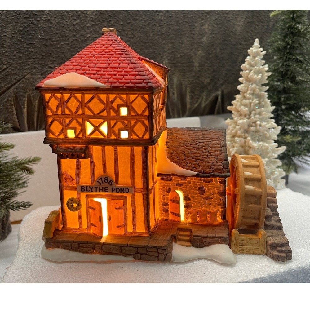 Dept 56 DICKENS VILLAGE MILL Blythe Pond 1786 Hand Painted Porcelain 1986 Boxed